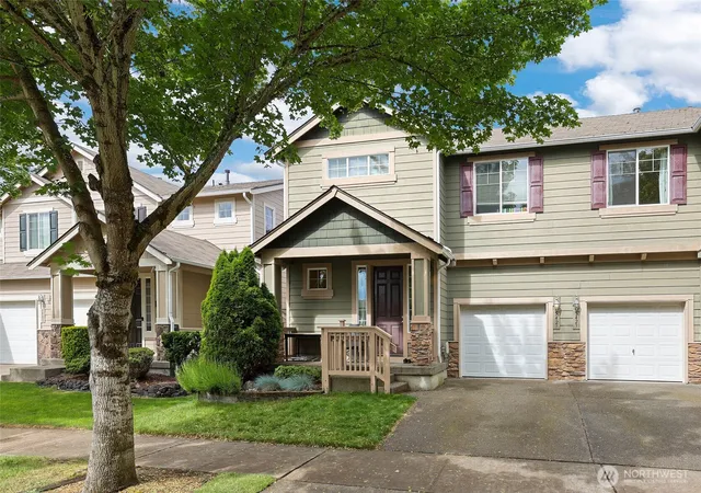 Townhouse for sale at 5427 Boardwalk St SE, Lacey, WA 98503 | MLS# NWM2530250