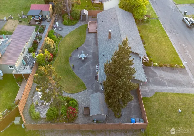 Photo 2 of Sale Pending at 230 E Hawthorne Pl, Port Angeles, WA 98362 | MLS# NWM2530287 | Listing updated on 2026-08-11