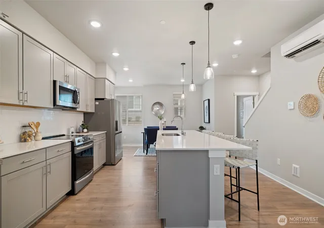 Photo 4 of Townhouse for sale at 18829 67th Drive NE #6, Kenmore, WA 98028 | MLS# NWM2530345 | Listing updated on 2026-10-02