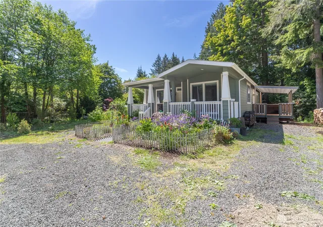 Photo 3 of Manufactured home for sale at 290 Werner Rd, Port Ludlow, WA 98365 | MLS# NWM2530355 | Listing updated on 2026-09-21