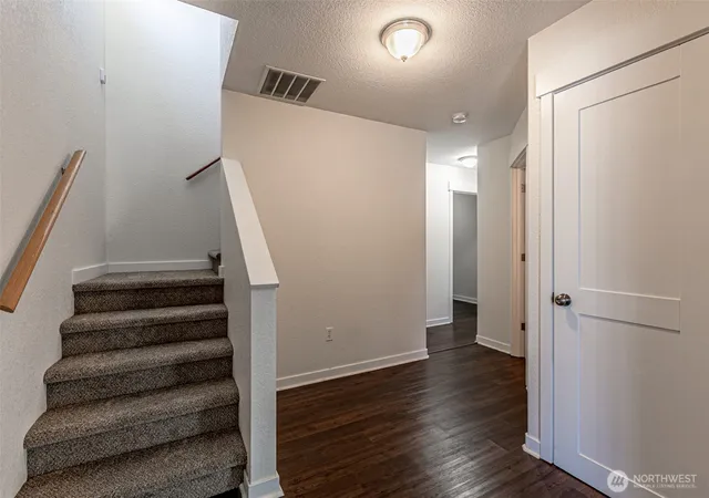 Photo 2 of Sale Pending at 1624 Springfield Ct Ne, Olympia, WA 98506 | MLS# NWM2530390 | Listing updated on 2026-08-19