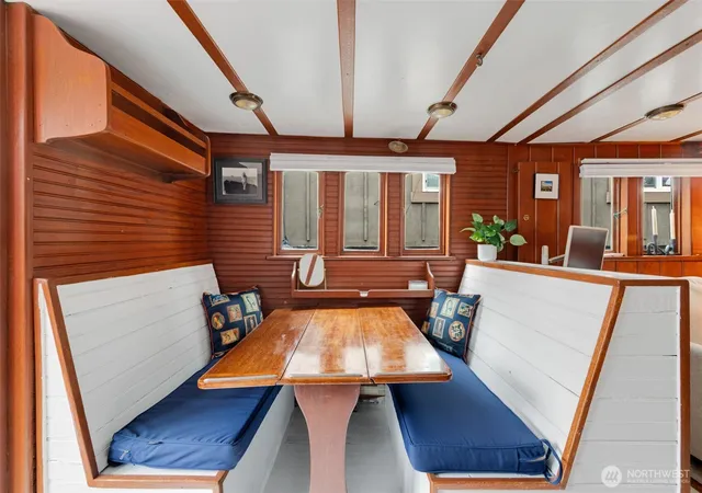 Photo 4 of Condo for sale at 2143 N Northlake Way #34, Seattle, WA 98103 | MLS# NWM2530486 | Listing updated on 2026-09-21