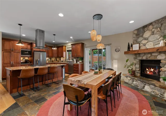 Photo 1 of Single family home for sale at 104 35th Street Nw, East Wenatchee, WA 98802 | MLS# NWM2530639 | Listing updated on 2026-09-30