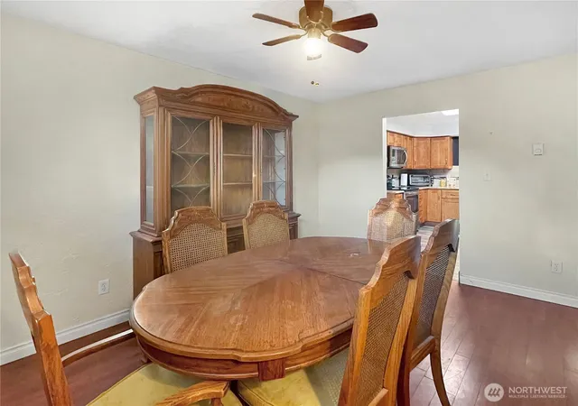 Photo 4 of Single family home for sale at 502 Coal Crk Rd, Longview, WA 98632 | MLS# NWM2530655 | Listing updated on 2026-09-21