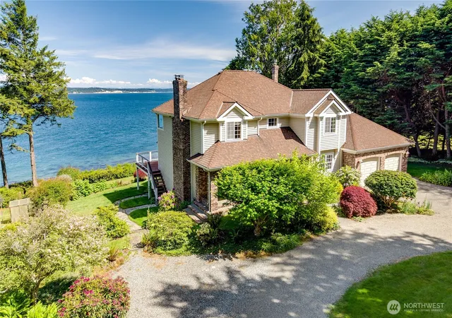 Photo 3 of Single family home for sale at 252 Jansen Rd, Nordland, WA 98358 | MLS# NWM2530673 | Listing updated on 2026-10-01