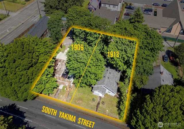 Photo 3 of Condo for sale at 1909 S Yakima Ave, Tacoma, WA 98405 | MLS# NWM2530687 | Listing updated on 2026-09-21