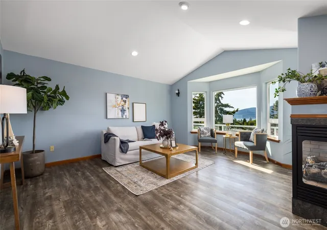 Photo 3 of Single family home for sale at 3602 West 8th St, Anacortes, WA 98221 | MLS# NWM2530701 | Listing updated on 2026-09-21