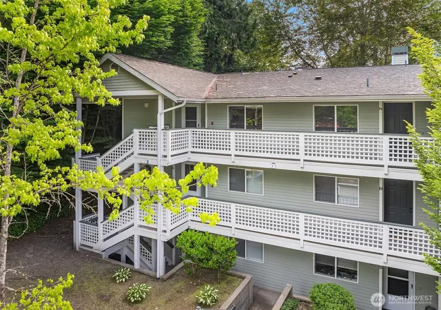 Photo 1 of Condo for sale at 12323 Ne 97th Street #M, Kirkland, WA 98033 | MLS# NWM2530737 | Listing updated on 2026-09-21