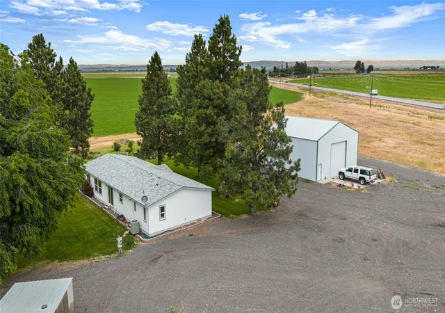 Photo 4 of Manufactured home for sale at 2510 Highway 281 N, Quincy, WA 98848 | MLS# NWM2530764 | Listing updated on 2026-09-21