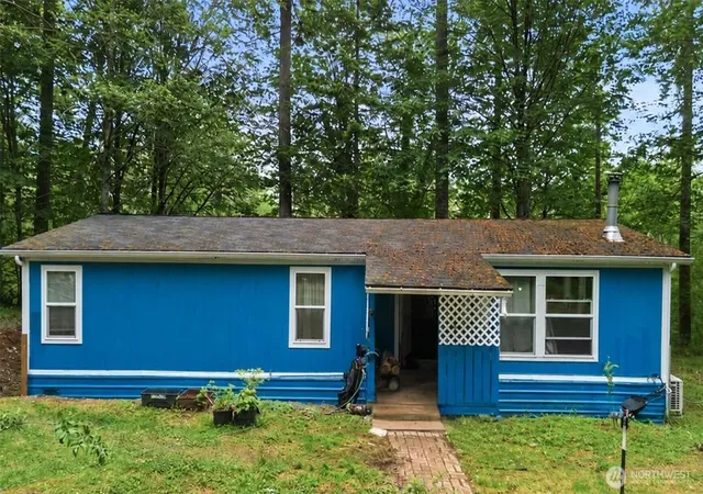 Photo 2 of Manufactured home for sale at 60 Ne Firwood, Tahuya, WA 98588 | MLS# NWM2530780 | Listing updated on 2026-09-21