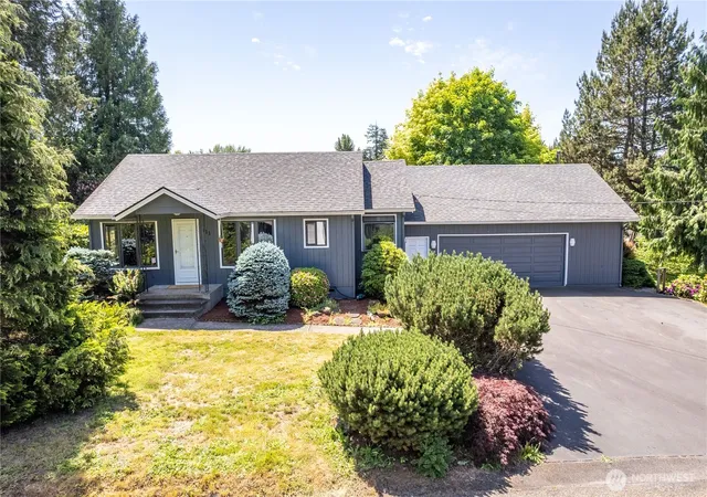 Photo 1 of Single family home for sale at 111 Appleman Dr, Castle Rock, WA 98611 | MLS# NWM2530789 | Listing updated on 2026-09-21