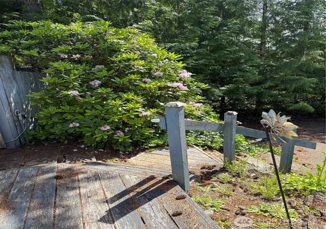 Photo 3 of Sale Pending at 430 E Olympic Dr, Grapeview, WA 98546 | MLS# NWM2530890 | Listing updated on 2026-09-25