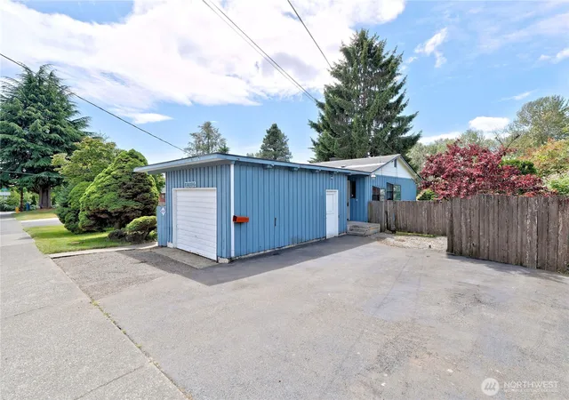 Photo 3 of Sale Pending at 12805 64th Avenue S, Seattle, WA 98178 | MLS# NWM2530905 | Listing updated on 2026-09-25