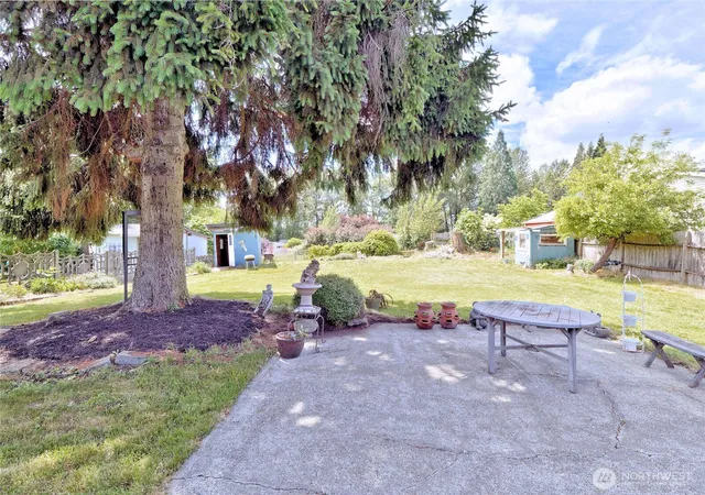 Photo 4 of Sale Pending at 12805 64th Avenue S, Seattle, WA 98178 | MLS# NWM2530905 | Listing updated on 2026-09-25