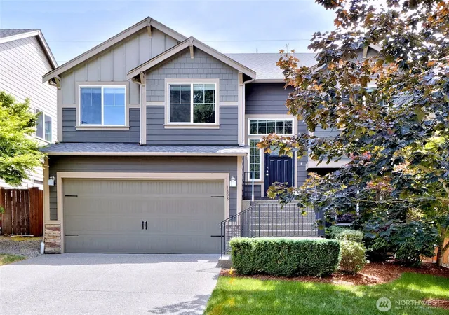 Photo 2 of Single family home for sale at 1808 Pierce Ave Ne, Renton, WA 98056 | MLS# NWM2530906 | Listing updated on 2026-09-23