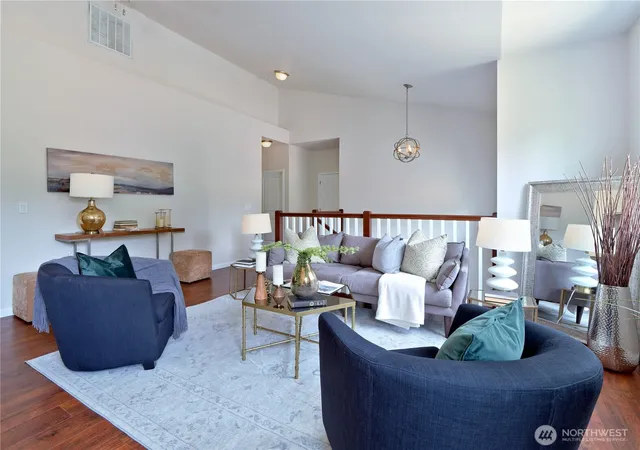 Photo 4 of Single family home for sale at 1808 Pierce Ave NE, Renton, WA 98056 | MLS# NWM2530906 | Listing updated on 2026-09-23