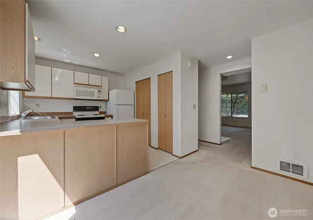 Photo 4 of Sale Pending at 19620 80th Avenue W #J, Edmonds, WA 98026 | MLS# NWM2530909 | Listing updated on 2026-09-27