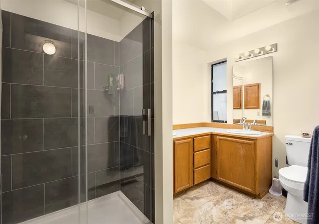 Photo 3 of Single family home for sale at 13014 SE 279th Place, Kent, WA 98030 | MLS# NWM2530923 | Listing updated on 2026-09-26