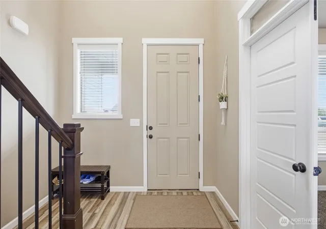 Photo 4 of Single family home for sale at 717 L St NE, Quincy, WA 98848 | MLS# NWM2530960 | Listing updated on 2026-09-21