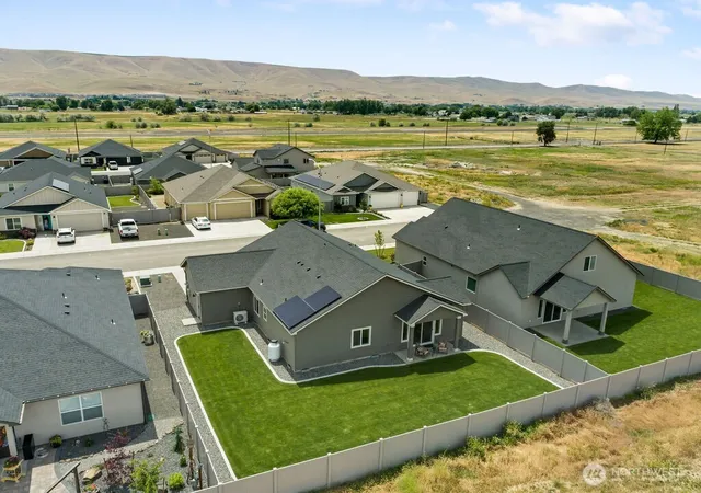 Photo 36 of Single family home for sale at 231 Schrute Rd, Prosser, WA 99350 | MLS# NWM2531004 | Listing updated on 2026-09-21