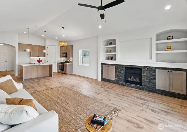 Photo 3 of Single family home for sale at 231 Schrute Rd, Prosser, WA 99350 | MLS# NWM2531004 | Listing updated on 2026-09-21