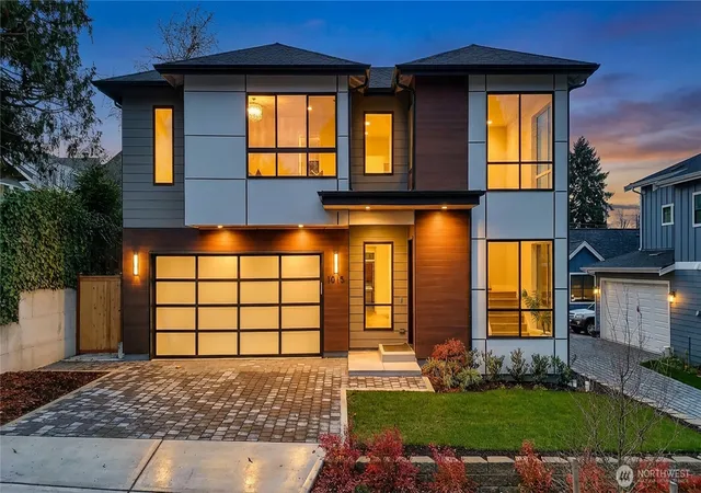 Photo 1 of Single family home for sale at 1015 N 35th Street, Renton, WA 98056 | MLS# NWM2531007 | Listing updated on 2026-10-03