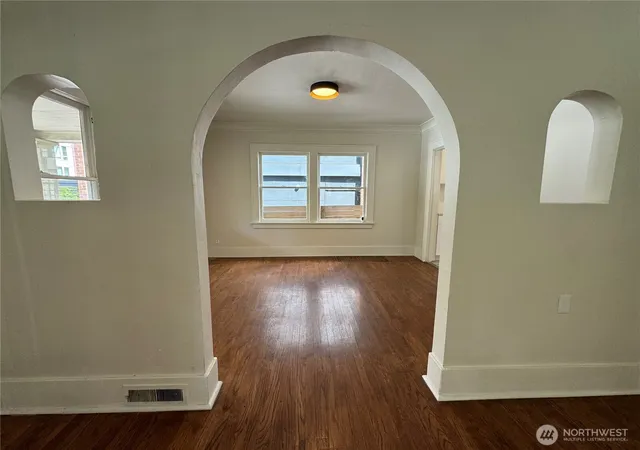 Photo 3 of Single family home for sale at 811 NE 66th Street, Seattle, WA 98115 | MLS# NWM2531022 | Listing updated on 2026-09-21
