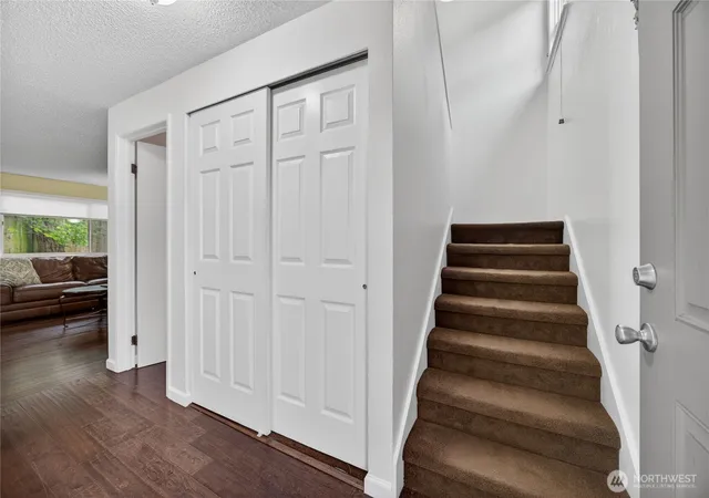 Photo 4 of Condo for sale at 10037 NE 138th Place #D2, Kirkland, WA 98034 | MLS# NWM2531036 | Listing updated on 2026-10-01