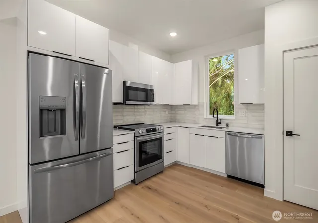 Photo 3 of Townhouse for sale at 7334 25th Avenue NW, Seattle, WA 98117 | MLS# NWM2531051 | Listing updated on 2026-09-30