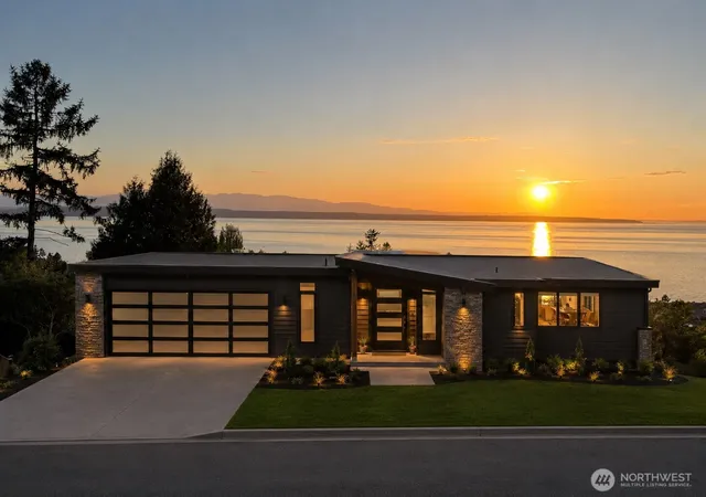 Photo 1 of Sale Pending at 19124 94th Avenue W, Edmonds, WA 98020 | MLS# NWM2531075 | Listing updated on 2026-09-25