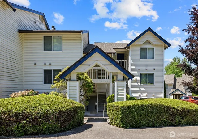 Photo 1 of Condo for sale at 1900 Ne 48th Street #E205, Renton, WA 98056 | MLS# NWM2531082 | Listing updated on 2026-10-01