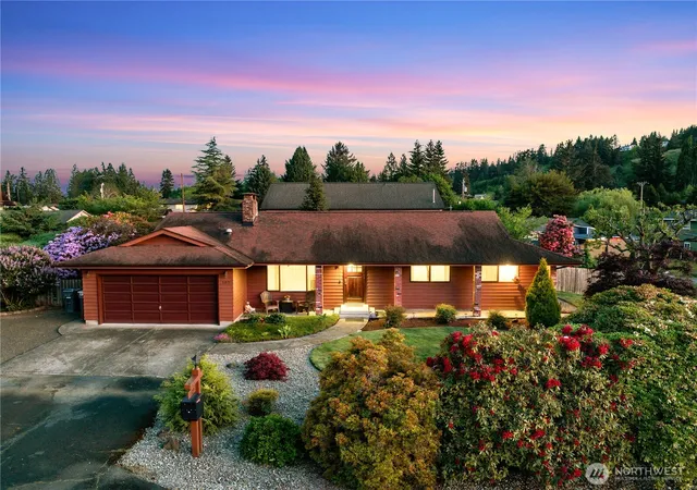 Photo 2 of Contingent at 705 N Glenn St, Montesano, WA 98563 | MLS# NWM2531119 | Listing updated on 2026-09-21
