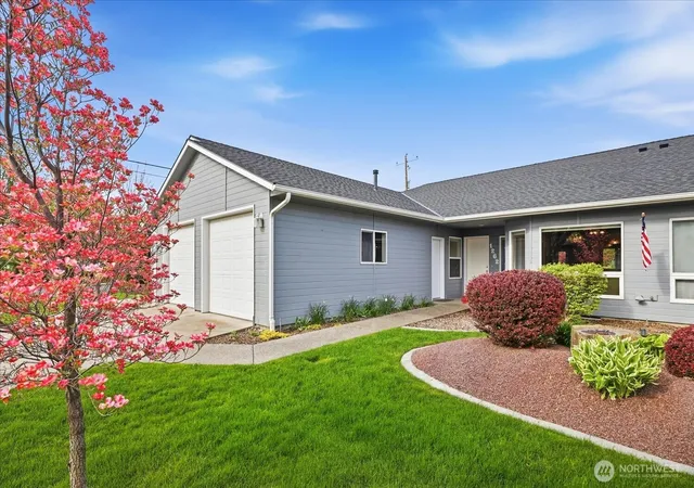 Photo 3 of Condo for sale at 1262 Lancer Dr, Walla Walla, WA 99362 | MLS# NWM2531123 | Listing updated on 2026-09-21