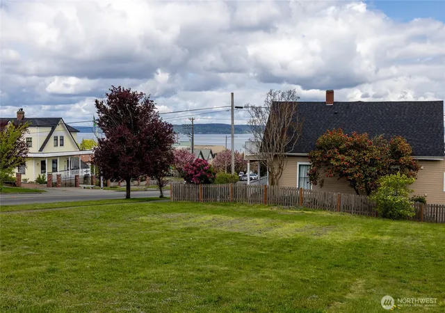 Photo 4 of Land for sale at 2801 N Mccarver St, Tacoma, WA 98403 | MLS# NWM2531143 | Listing updated on 2026-09-25