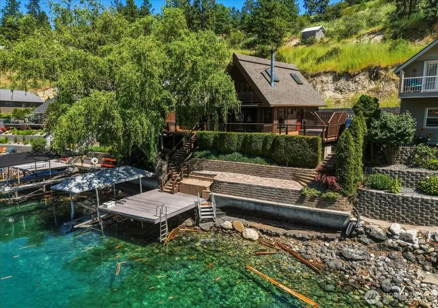 Photo 2 of Single family home for sale at 39 Helios Hills Ln, Manson, WA 98831 | MLS# NWM2531148 | Listing updated on 2026-09-21