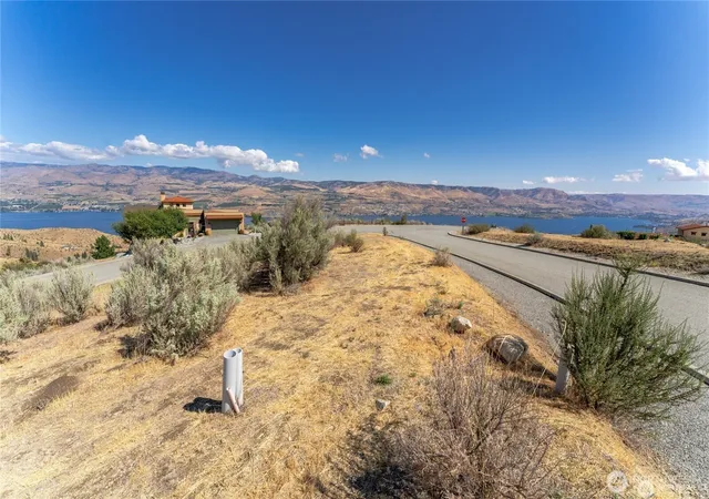 Photo 3 of Land for sale at 389 Sabio Way, Chelan, WA 98816 | MLS# NWM2531216 | Listing updated on 2026-09-21