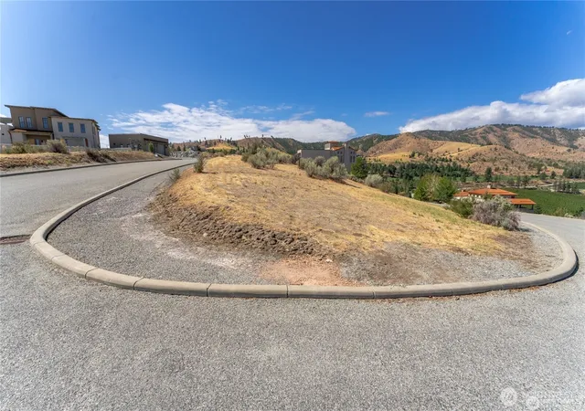 Photo 4 of Land for sale at 389 Sabio Way, Chelan, WA 98816 | MLS# NWM2531216 | Listing updated on 2026-09-21