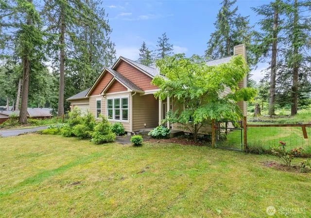 Photo 3 of Single family home for sale at 113 35 Hazel Dr, Chehalis, WA 98532 | MLS# NWM2531225 | Listing updated on 2026-09-25