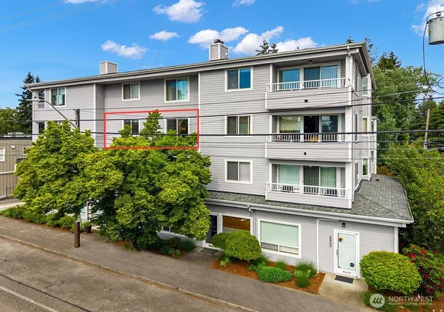 Photo 2 of Condo for sale at 1000 Ne 88th Street #304, Seattle, WA 98115 | MLS# NWM2531264 | Listing updated on 2026-09-21