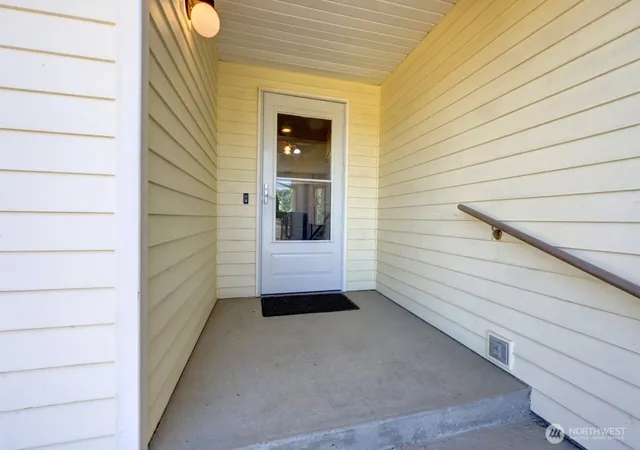 Photo 4 of Single family home for sale at 30308 H St, Ocean Park, WA 98640 | MLS# NWM2531339 | Listing updated on 2026-09-30
