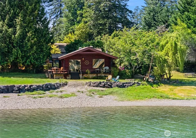 Photo 2 of Sale Pending at 100 E Treasure Is Rd, Allyn, WA 98524 | MLS# NWM2531366 | Listing updated on 2026-09-28