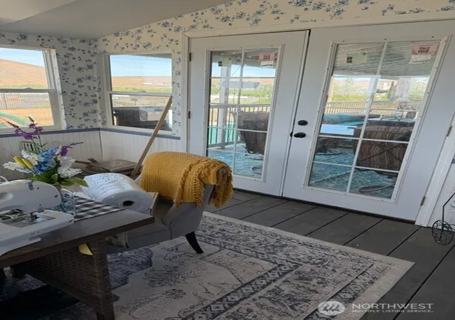 Photo 2 of Single family home for sale at 309 34d Ave Se, Ephrata, WA 98823 | MLS# NWM2531422 | Listing updated on 2026-09-21