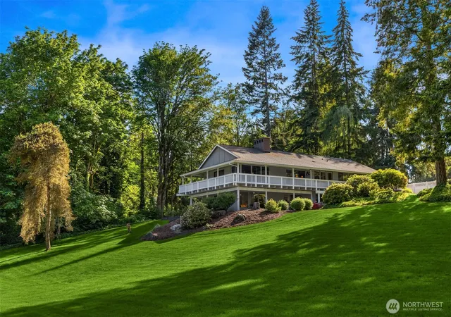 Photo 3 of Single family home for sale at 11186 Blue Pond Pl NE, Bainbridge Island, WA 98110 | MLS# NWM2531448 | Listing updated on 2026-09-28