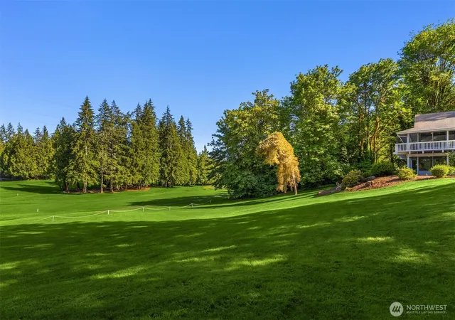 Photo 4 of Single family home for sale at 11186 Blue Pond Pl NE, Bainbridge Island, WA 98110 | MLS# NWM2531448 | Listing updated on 2026-09-28