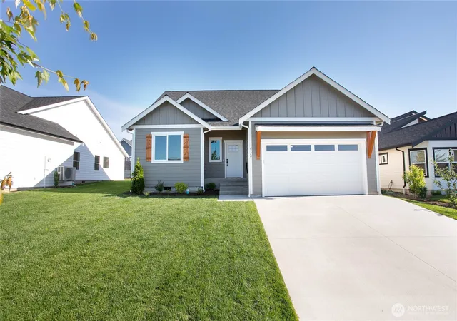 Photo 1 of Single family home for sale at 2178 Lagerwey Cir, Lynden, WA 98264 | MLS# NWM2531451 | Listing updated on 2026-09-29