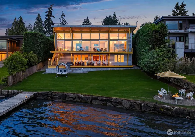 Photo 2 of Mansion for sale at (Undisclosed), Mercer Island, WA 98040 | MLS# NWM2531459 | Listing updated on 2026-10-03