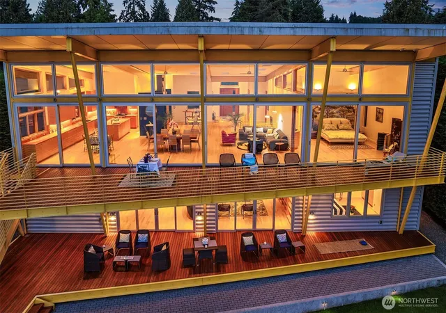 Photo 3 of Mansion for sale at (Undisclosed), Mercer Island, WA 98040 | MLS# NWM2531459 | Listing updated on 2026-10-03