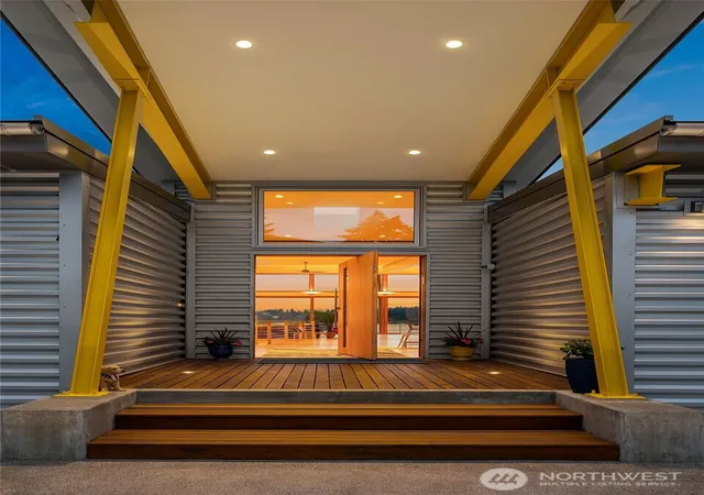 Photo 4 of Single family home for sale at (Undisclosed), Mercer Island, WA 98040 | MLS# NWM2531459 | Listing updated on 2026-10-03