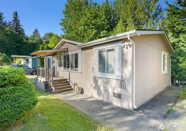 Photo 2 of Manufactured home for sale at 2174 Yew St Rd #22, Bellingham, WA 98229 | MLS# NWM2531532 | Listing updated on 2026-10-01