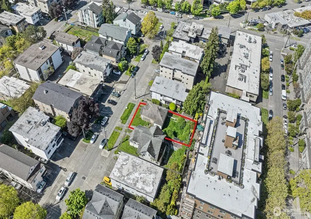 Photo 3 of Single family home for sale at 1530 NW 53rd Street, Seattle, WA 98107 | MLS# NWM2531558 | Listing updated on 2026-09-21
